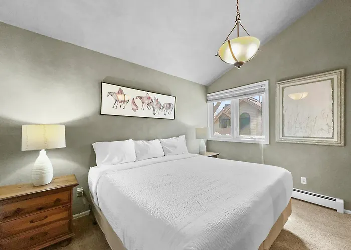 Woods25 Townhome *
